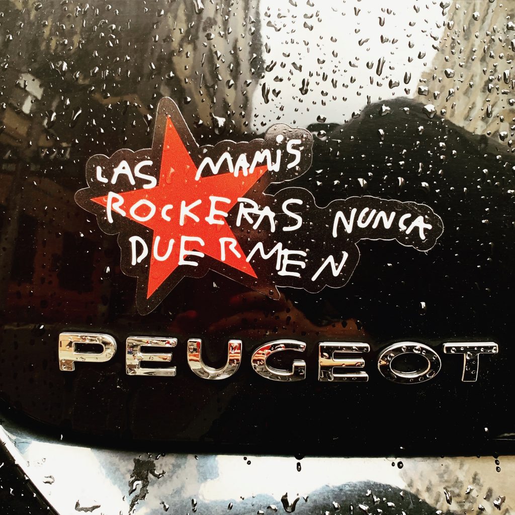 PEGATINAS MAMISROCKERAS